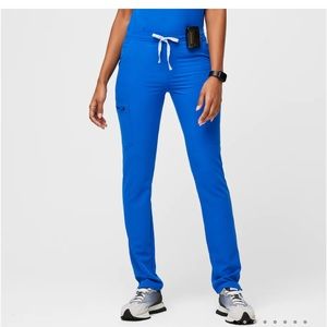 Figs Yola Skinny Scrub pants- royal blue, size small